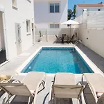 Dafni Ekaterina 3 Bdrm Villa *