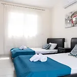 Villa Dafni Ekaterina 3 Bdrm *