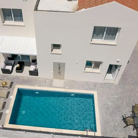 Villa Dafni Ekaterina 3 Bdrm