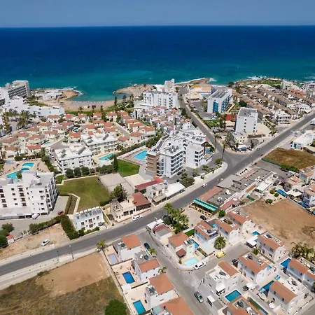 Dafni Ekaterina 3 Bdrm *