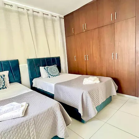 Dafni Ekaterina 3 Bdrm *