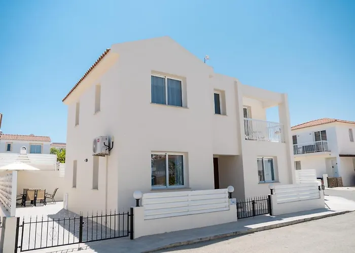 Vila Dafni Ekaterina 3 Bdrm Protaras