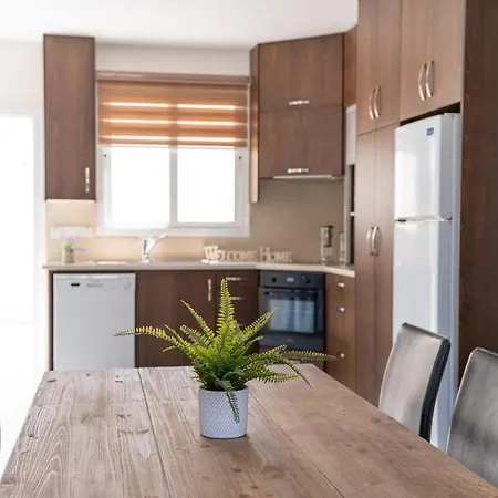 Dafni Ekaterina 3 Bdrm Villa Protaras