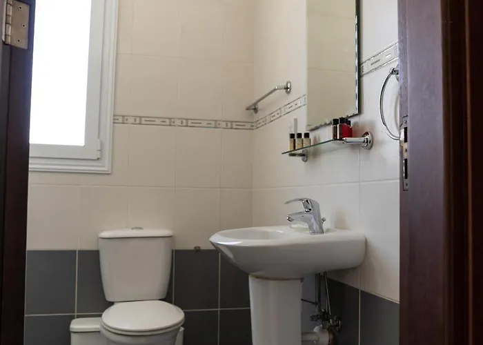 Villa Dafni Ekaterina 3 Bdrm Protaras