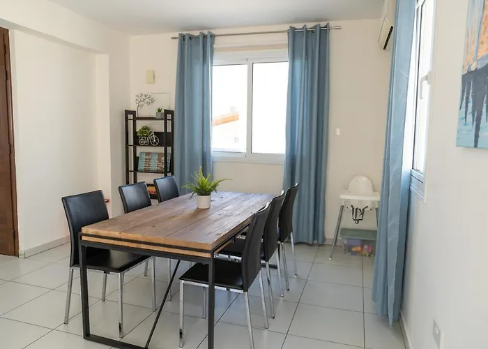 Dafni Ekaterina 3 Bdrm *