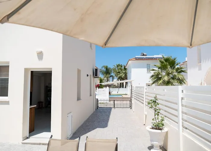 Dafni Ekaterina 3 Bdrm Villa *