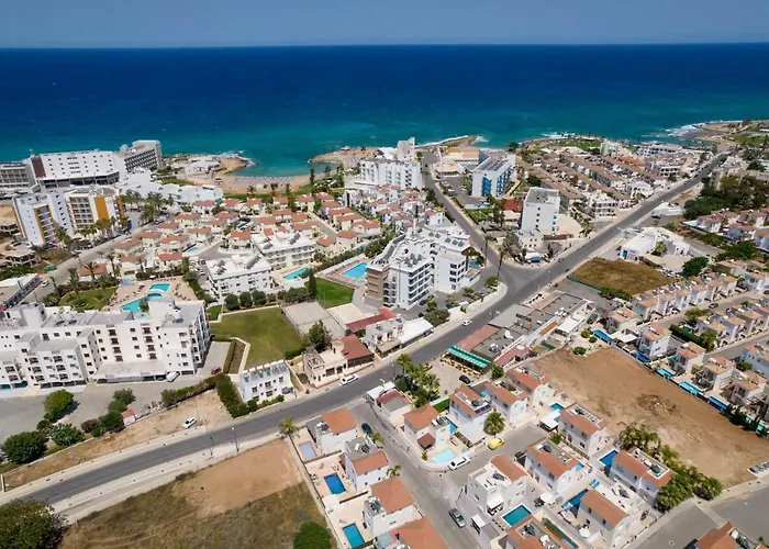 Dafni Ekaterina 3 Bdrm *