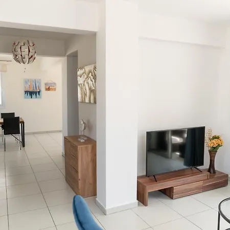 Dafni Ekaterina 3 Bdrm * 普罗塔拉斯